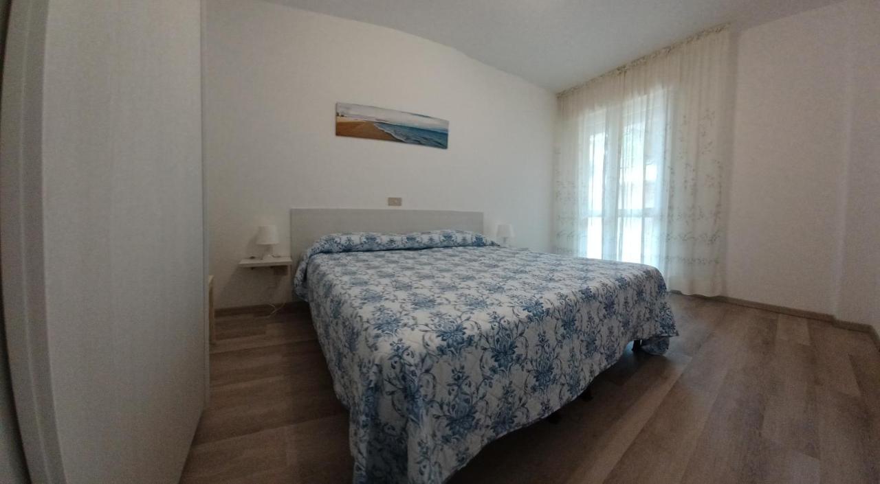 Casa Bivi - Apartments With 1 And 2 Bedrooms - Click Here For More Availabilities Lignano Sabbiadoro Extérieur photo