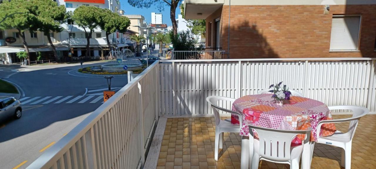 Casa Bivi - Apartments With 1 And 2 Bedrooms - Click Here For More Availabilities Lignano Sabbiadoro Extérieur photo
